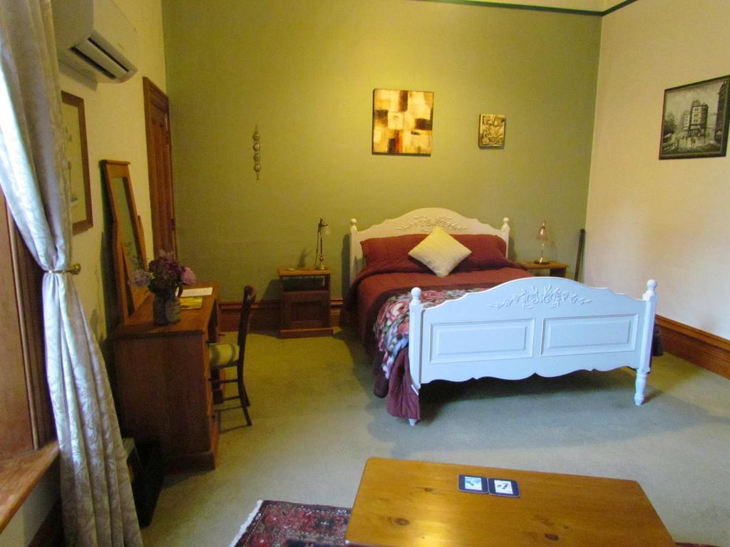Ugbrooke Country Estate Hotel Lower Dashwood Ngoại thất bức ảnh